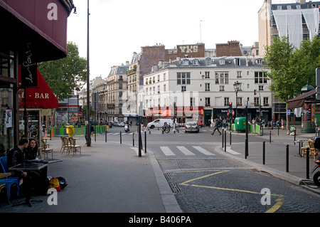 Vue sur la place Pigalle à Paris Banque D'Images