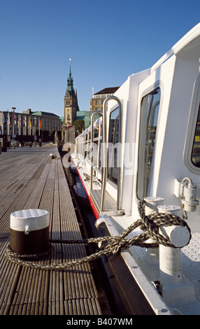 18 septembre 2008 - Visite de l''Alster jetée sur l'Alster intérieur Binnenalster (Rathaus) et dans la ville allemande de Hambourg. Banque D'Images