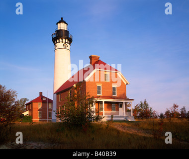 Station de phare au Sable Pictured Rocks National Lakeshore Michigan USA Banque D'Images