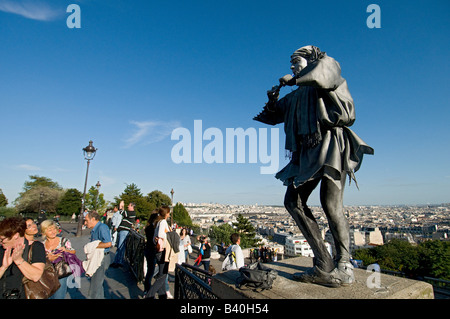 Un spectacle mime dans le quartier de montmartre, Paris Banque D'Images