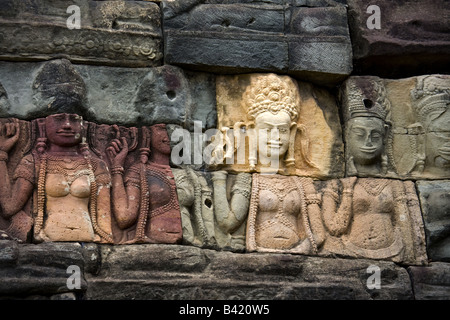 Terrasse des éléphants fin xiième siècle Temples bouddhistes de Siem Reap Angkor Cambodge zone Banque D'Images