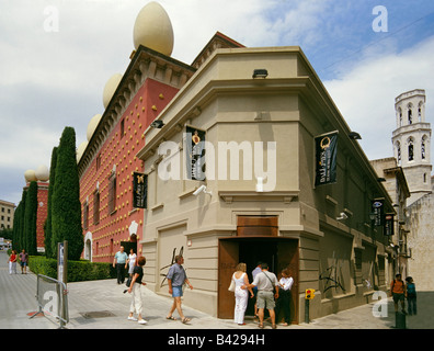 Teatre Museu Dali à Figueres Catalogne Espagne entrée Banque D'Images