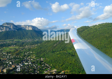 Vue aérienne du Mont Peney vu de l'avion d'un planeur. Savoie (Savoie), région Rhône-Alpes, Alpes, France Banque D'Images