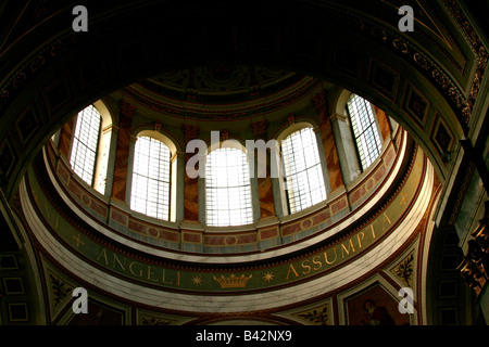 Vue intérieure d'Estergom - Cathédrale Basilique d'Esztergom - Dome, Vierge Marie élevée au ciel, la Hongrie Novembre 2007 Banque D'Images