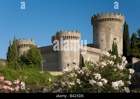 Château de Tivoli, ou château de Rocca Pia, construit en 1461 par le Pape Pie II, Tivoli, Italie, Europe Banque D'Images