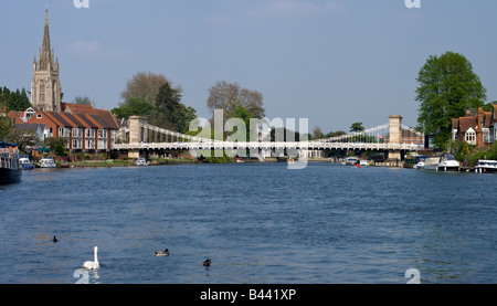 La belle ville de Marlow sur la Tamise juste en dehors de Londres Banque D'Images