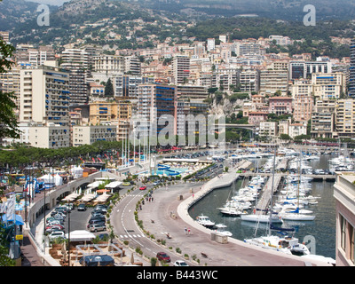 Vue sur le port de Monte Carlo sur la côte d'Azur Banque D'Images