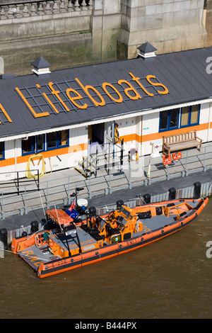 Sauvetage Tour est l'une des stations de sauvetage de la RNLI Ville de London England uk go Banque D'Images