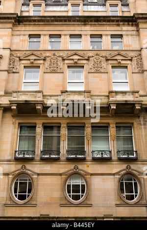 UK Scotland Glasgow West George Street James Sellars Chambre ancien Club nouveau windows 1879 Banque D'Images