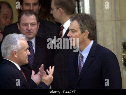 Tony Blair PM Novembre 2002 Le Premier ministre polonais rencontre photo PM Leszer Miller à Downing Street No 10 Banque D'Images