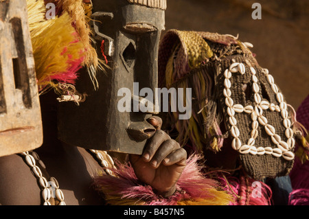 La danse masquée dans tereli, pays dogon, Mali, Afrique de l'ouest Banque D'Images