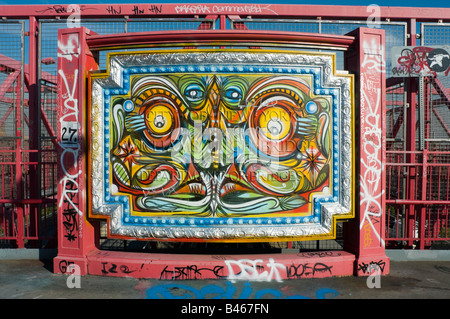 Pièce graffiti sur le pont de Williamsburg Banque D'Images