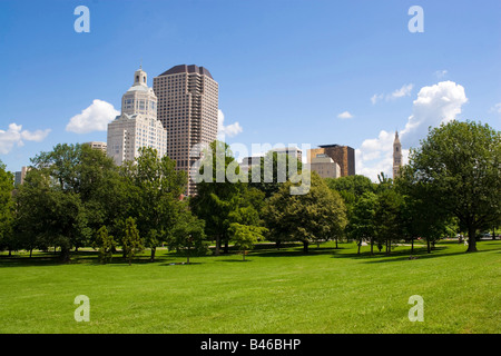 Le Hartford Connecticut ville vu de Bushnell Park Banque D'Images