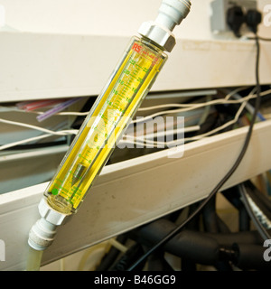 Inline débitmètre liquide utilisé pour mesurer l'écoulement des liquides dans un système pressurisé Banque D'Images
