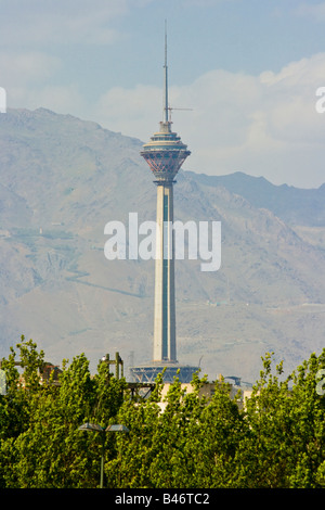 Burj e Milad à Téhéran Iran Banque D'Images