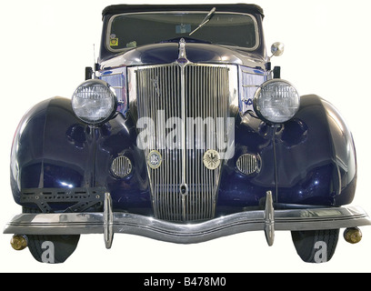 Ford 48 Club Cabriolet, États-Unis., Ford modèle 1936, 2 portes, 2 + 2 sièges (sièges auxiliaires), moteur 3620 ccm (221 pouces cubes), moteur V8 witz 90 PS (85 ch), 3 vitesses de changement manuel, système électrique d'origine de 6 volts. Deux coloris bleu/bleu foncé, capote noire, housses de sièges en cuir d'origine, radio câblée de 1948. Entièrement et professionnellement restauré avec des pièces d'origine exclusive (il existe toujours une bonne disponibilité des pièces de rechange pour ces modèles). Après la restauration, distance de 6800 km (4225 miles) - longue distance. Le document d'immatriculation du véhicule allemand et, Banque D'Images