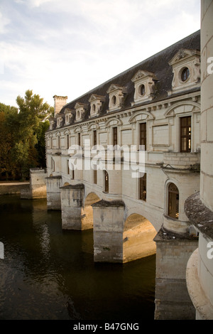 Face est de l'arches gracieuses de Château de Chenonceau, Loire, France. Banque D'Images