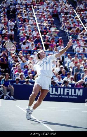 Edberg, Stefan, * 19.1.1966, athlète suédois, (tennis), pleine longueur, US Open, Flushing Meadows, New York City, 1992, Banque D'Images
