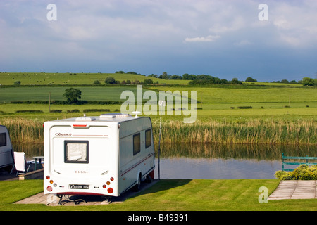 Cottage Woodbine Park sur les rives de la rivière Weaver à Acton Bridge Cheshire Royaume Uni Grande-bretagne Angleterre UK Banque D'Images