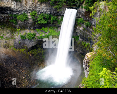 En chutes Brandywine Provincial Park, British Columbia, Canada. Banque D'Images