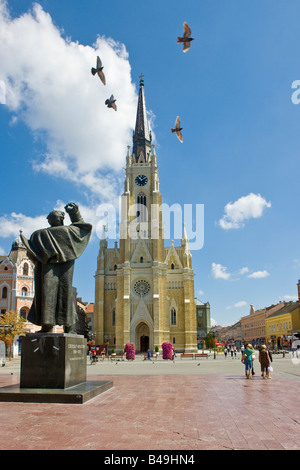 Une église catholique romaine à Novi Sad, Serbie, ville principale de la région du nord de la Voïvodine Banque D'Images