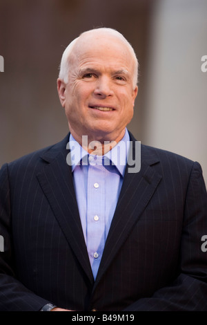 John Mccain se tenant à un rassemblement républicain Médias en Pennsylvanie le 22 septembre 2008 Banque D'Images