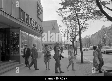 Géographie/voyages, Allemagne, Berlin, rues, Unter den Linden, 1969, Banque D'Images