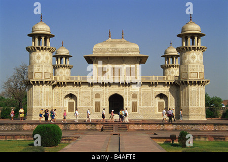 L'Inde, Agra, Taj Mahal, peu tombe d'Itimad-ud-daulah Banque D'Images