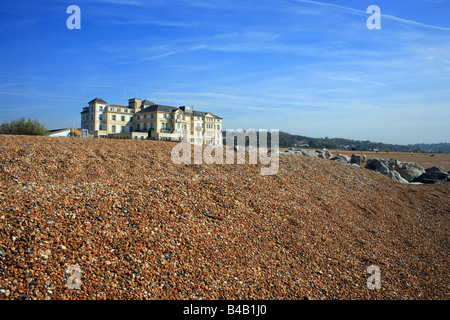 Hythe Imperial Hotel et plage, Hythe, Folkestone, Kent, England, UK Europe Banque D'Images