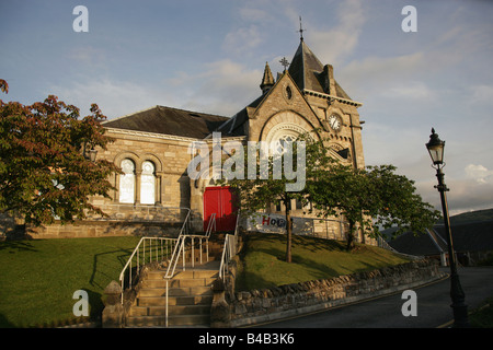 La ville de Perth, en Écosse. L'Église d'Écosse et Pitlochry Rendez-vous à Church Road. Banque D'Images