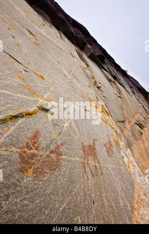 Pictogrammes sur rocher Agawa, Agawa Rock Pictogrammes Trail, le lac Supérieur, le parc provincial du lac Supérieur, en Ontario, Canada. Banque D'Images