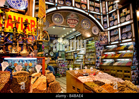 Egyptian Spice Bazaar Istanbul Turquie Banque D'Images