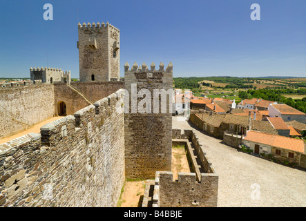 Le Centre du Portugal, la Beira Baixa district près de Covilha, Sabugal, l'un des Templiers châteaux médiévaux Banque D'Images