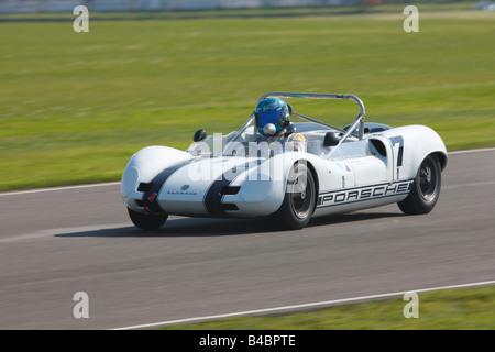 Helmut Reis la conduite d'un Elva-Porsche Mk7P à Goodwood Revival Meeting 2008 Banque D'Images