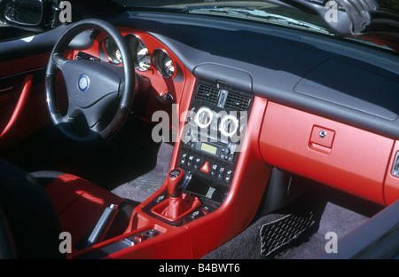 Voiture, Mercedes SLK 200 compressor, convertible, noir, l'année de modèle 2000-, dessus ouvert, vue de l'intérieur, vue de l'intérieur, l'habitacle, rouge-bla Banque D'Images