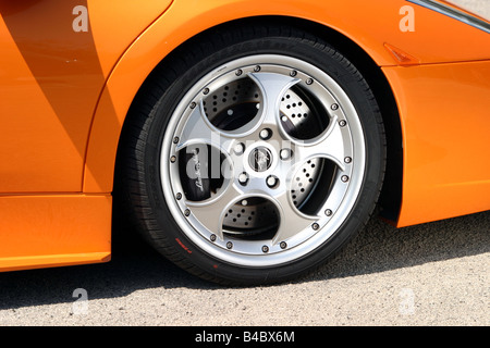 Voiture, Lamborghini Murciélago, roadster, l'année de modèle 2001-, Coupé/Cabriolet, orange , vue détaillée, pneus avant, roue avant, techniqu Banque D'Images