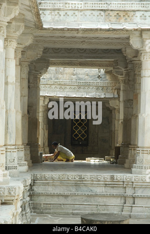 Inde Rajasthan Ranakpur le temple de Jain construit au 14ème siècle Banque D'Images