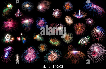 Y compris les modèles de divers types de feux d'artifice sur un arrière-plan noir Banque D'Images