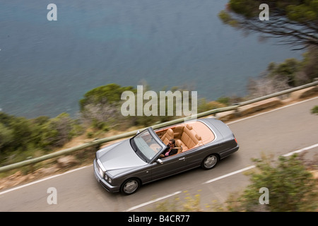 Bentley Azure, l'année de modèle 2006-, l'anthracite, la conduite, la diagonale d'en haut, route de campagne, open top Banque D'Images