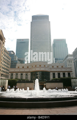 One Canada Square HSBC Citigroup et bâtiments de Square Cabot, Canary Wharf London Docklands UK voyage head quarters salon UK Banque D'Images