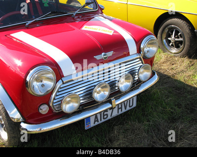 Mini cooper d'origine rouge Banque D'Images