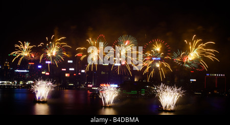 2008 Célébration d'artifice pour la fête nationale de Chine à Hong Kong Banque D'Images