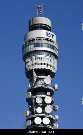 Low angle view of a Telecom Tower, BT Tower, London, England Banque D'Images