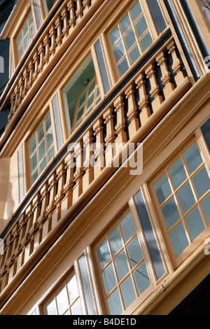 Ville de Portsmouth. L'Angleterre. Vue arrière de la cabine du capitaine et amiraux de windows HMS Victory. Banque D'Images