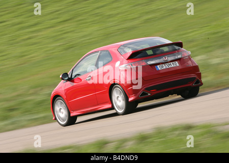 Honda Civic Type R, modèle année 2008-, rouge, la conduite, la diagonale de l'arrière, vue arrière, country road Banque D'Images