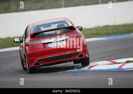 Honda Civic Type R, modèle année 2008-, rouge, la conduite, la diagonale de l'arrière, vue arrière, test track Banque D'Images