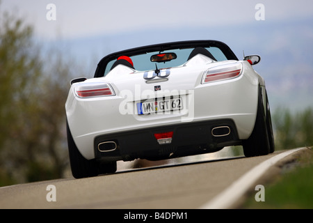 Irmscher Opel GTi40, l'année de modèle 2008-, blanc, open top, la conduite, la diagonale de l'arrière, vue arrière, country road Banque D'Images