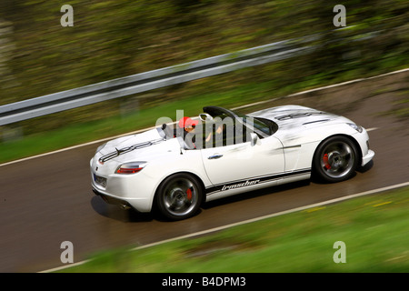 Irmscher Opel GTi40, l'année de modèle 2008-, blanc, open top, la conduite, la diagonale de l'arrière, vue latérale, country road Banque D'Images