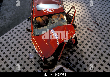 Voiture, la sécurité, les crash tests, petites env., Fiat Tipo, 1991, sans airbag Banque D'Images