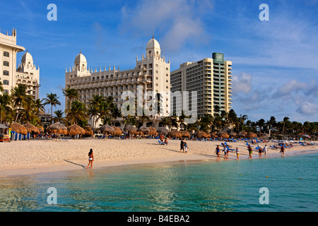 Palm Beach Aruba Antilles néerlandaises Antilles Amérique Centrale Riu Hotel Casino Banque D'Images